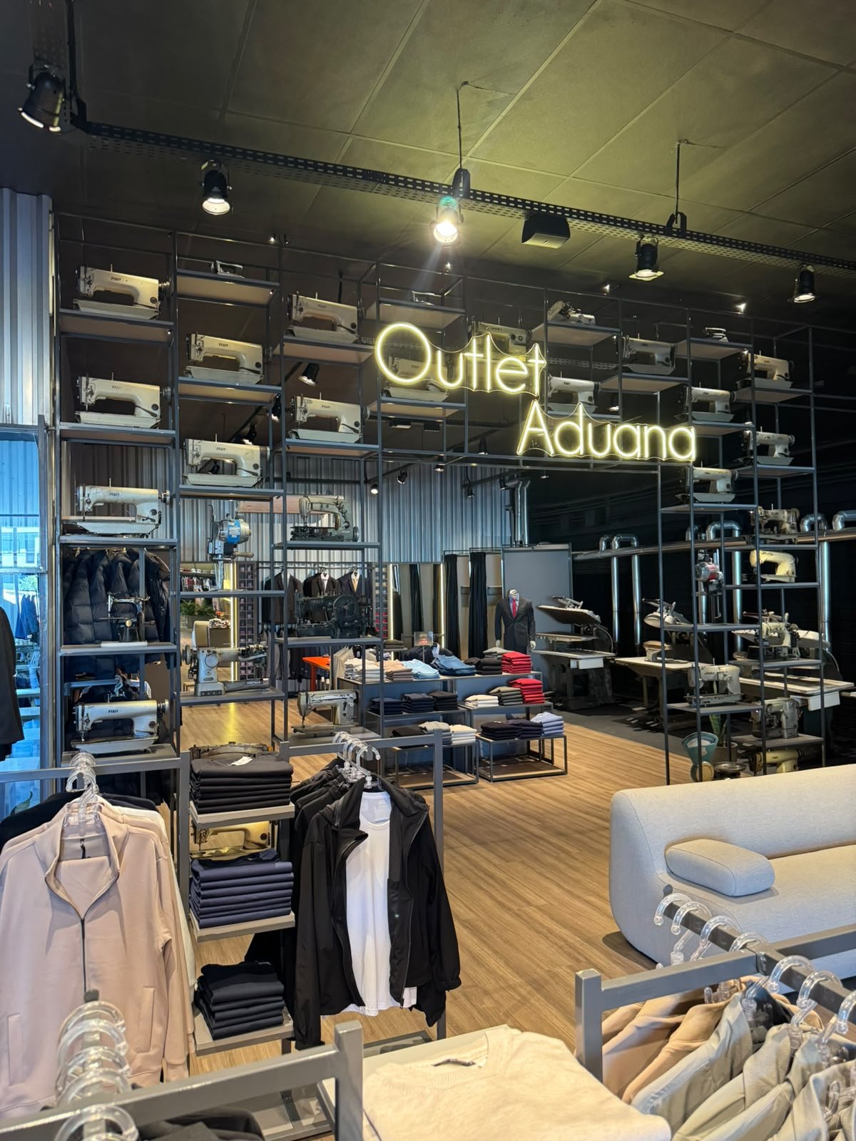 OUTLET ADUANA