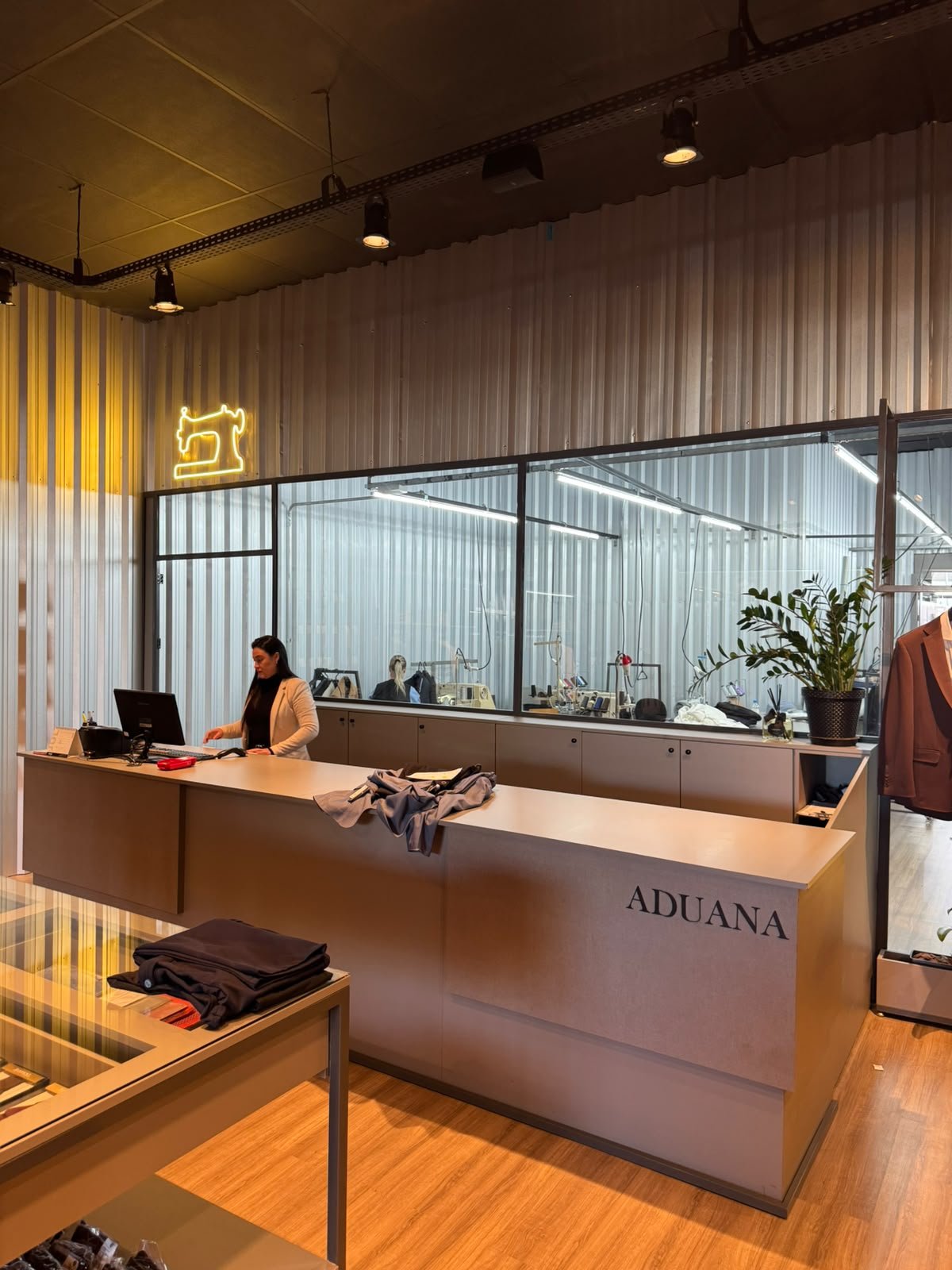 OUTLET ADUANA